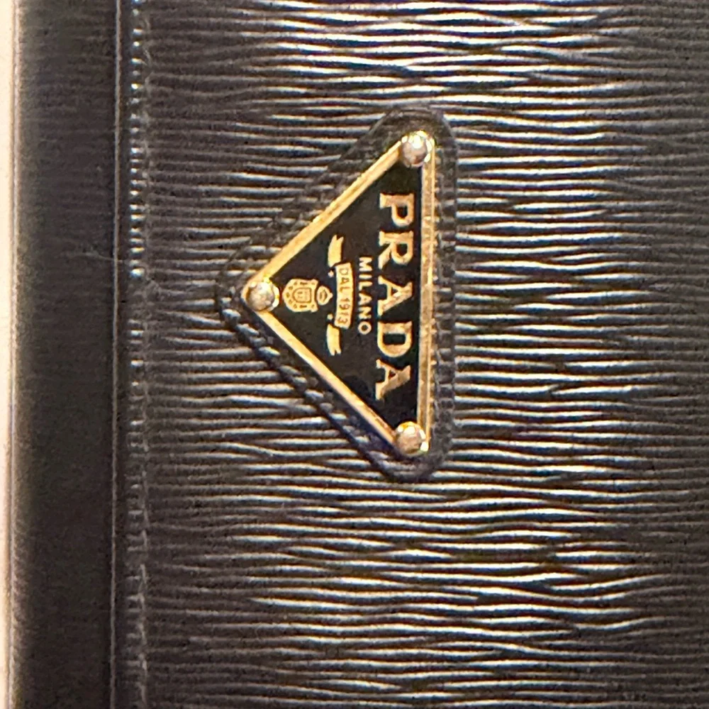 Prada Black Leather Wallet with Removable Card Holder - Picture 3 of 6